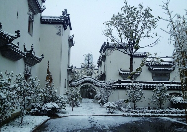 徽派建筑雪景图图片