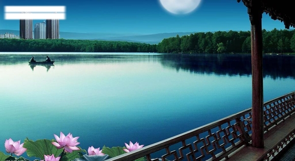 湛蓝的湖景图片