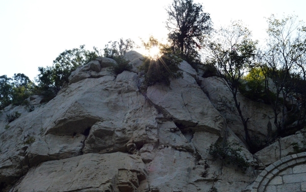 山崖崖壁
