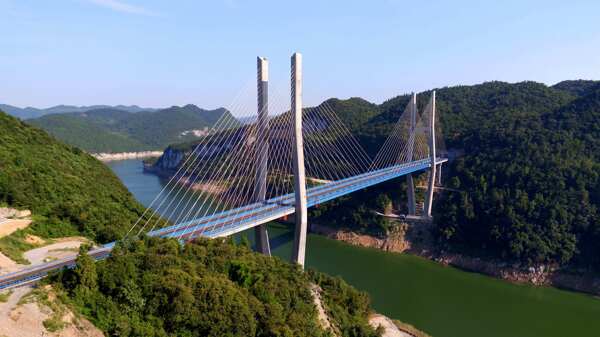 贵州高速公路乌江大桥