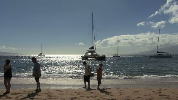 毛伊岛的船岸股票视频画面的方法
