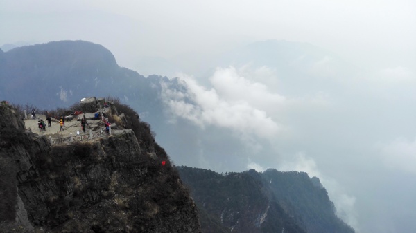 峨眉山图片