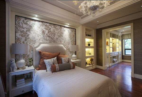 现代时尚金色花纹背景墙卧室室内装修效果图