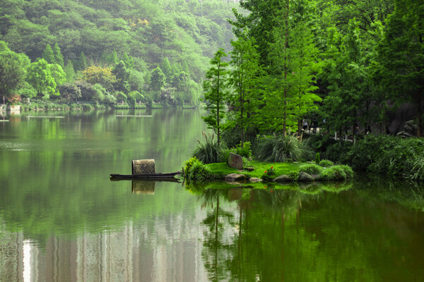 绿色山水风景图片