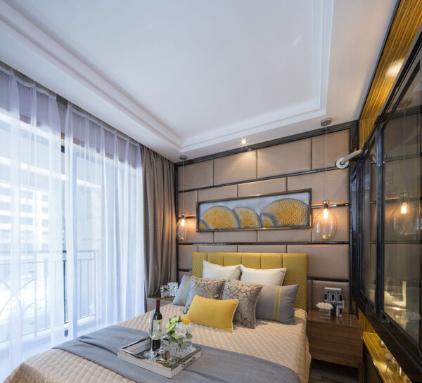 现代时尚卧室暖黄色壁灯室内装修效果图
