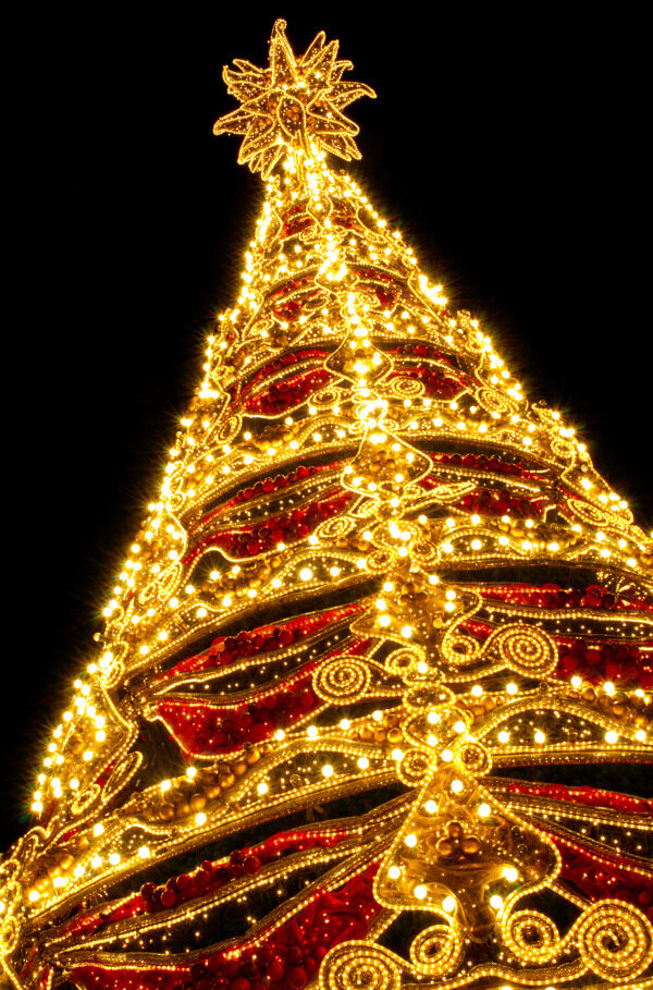 美丽的闪闪发光的抽象的圣诞树