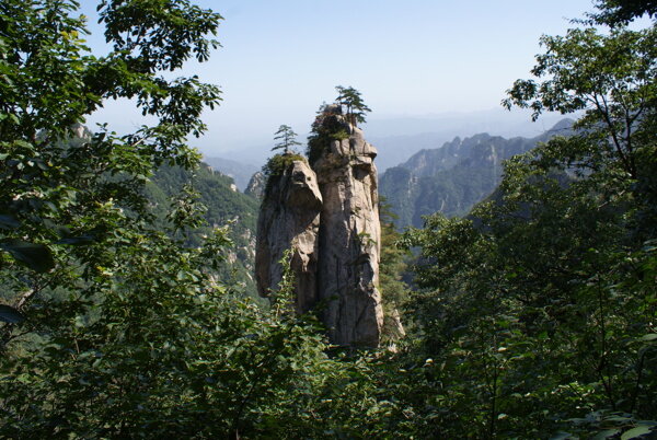 石人山和合峰