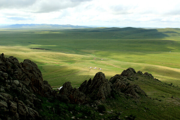 内蒙古乌里雅斯太山旅游景区风景