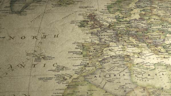 浏览一张老式地图到欧洲
