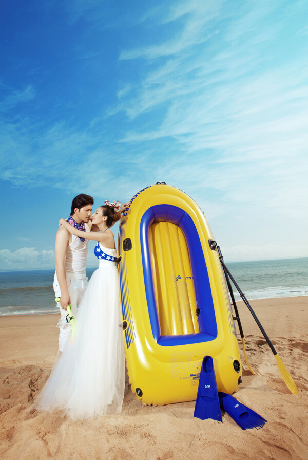 皮划艇婚纱摄影图片