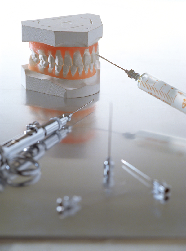 静物物品创意组合造型针管假牙