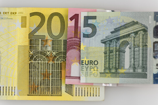 创意钞票2015艺术字图片