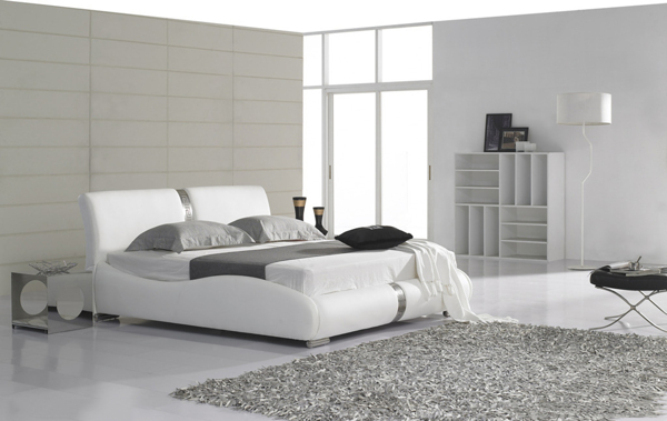 白色简单卧室