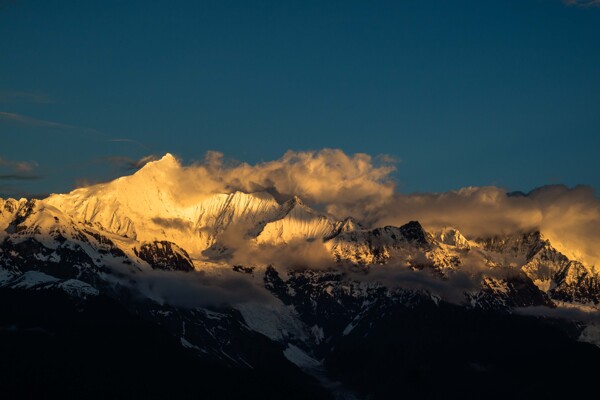 梅里雪山