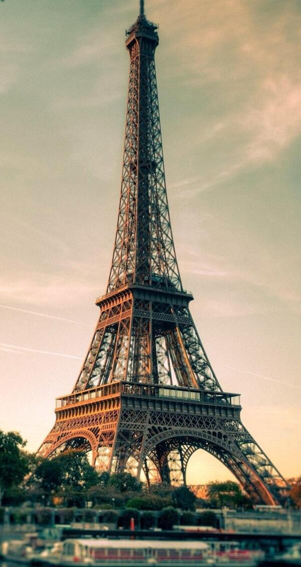 巴黎风景埃菲尔铁塔爱情象征