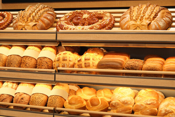 面包店里的面包