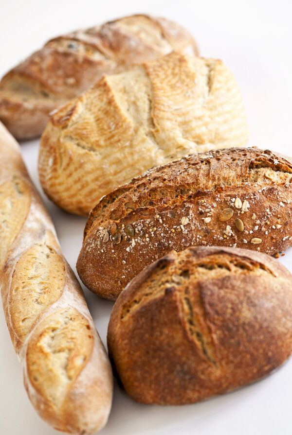朴素的法国面包图片