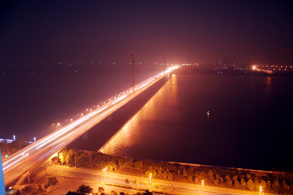 杭州钱江新城边cbd附近钱江三桥夜景自拍图片