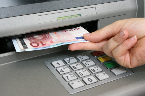 ATM取钱图图片