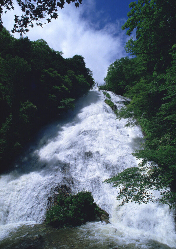 河流瀑布摄影图片