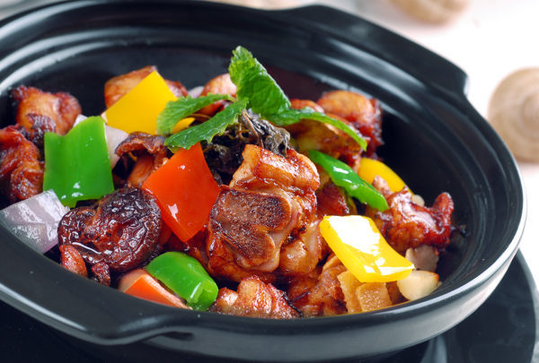 美味诱人台湾三杯鸡饭